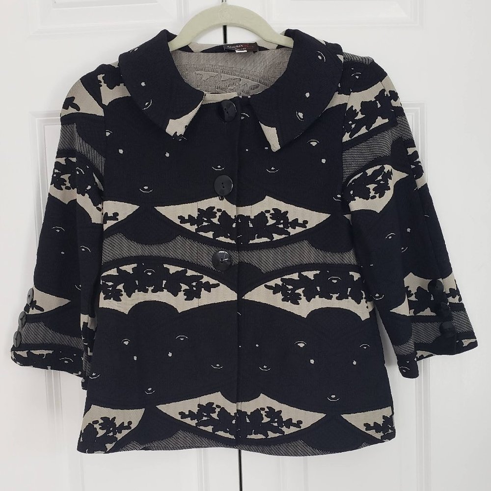 ANDRIA LIEU Patterned Black Jacket/Blazer